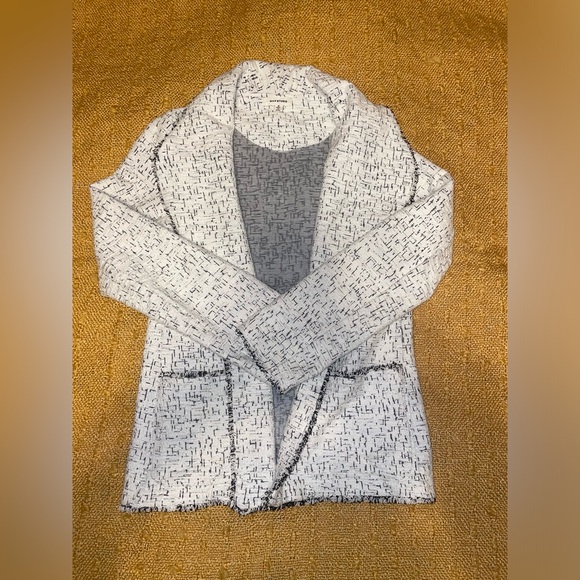 Max Studio Sweaters - Max Studio White and Black Cardigan